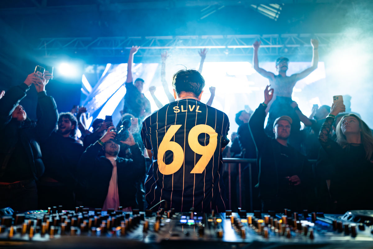 Loading... just a sec